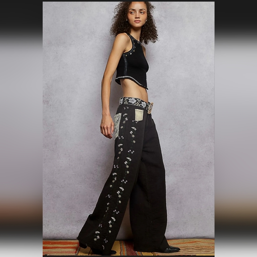 New POL  Black Embroidered Floral Wide-Leg Pants Large